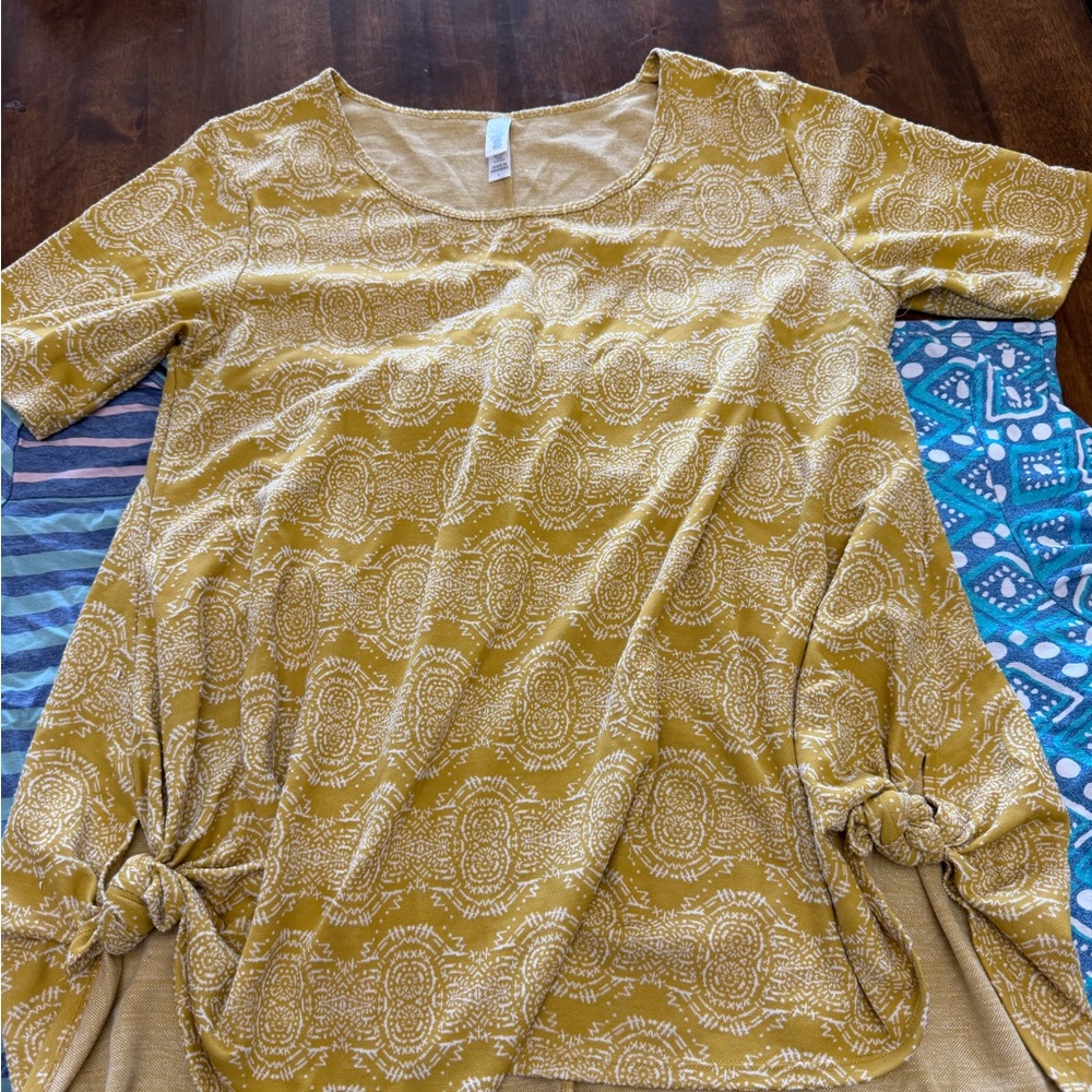 LulaRoe Top and Dresses Lot size Large